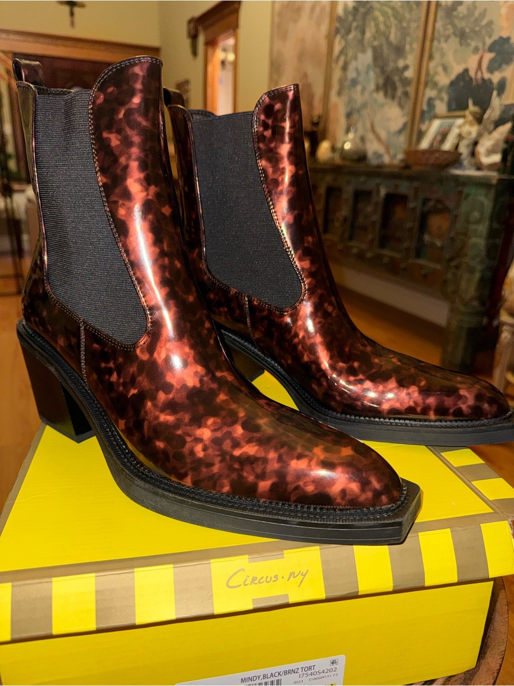 New in Box $120 CIRCUS by Sam Edelman, Mindy Boots in Tortoise Sz 11
